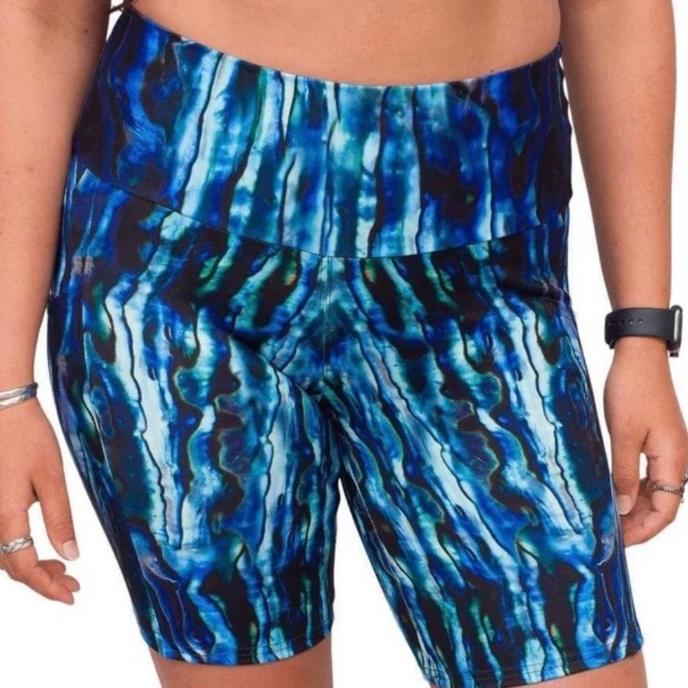 Waterlust  - ABALONE RESTORATION 8 INCH SHORTS - Large - Picture 2 of 3